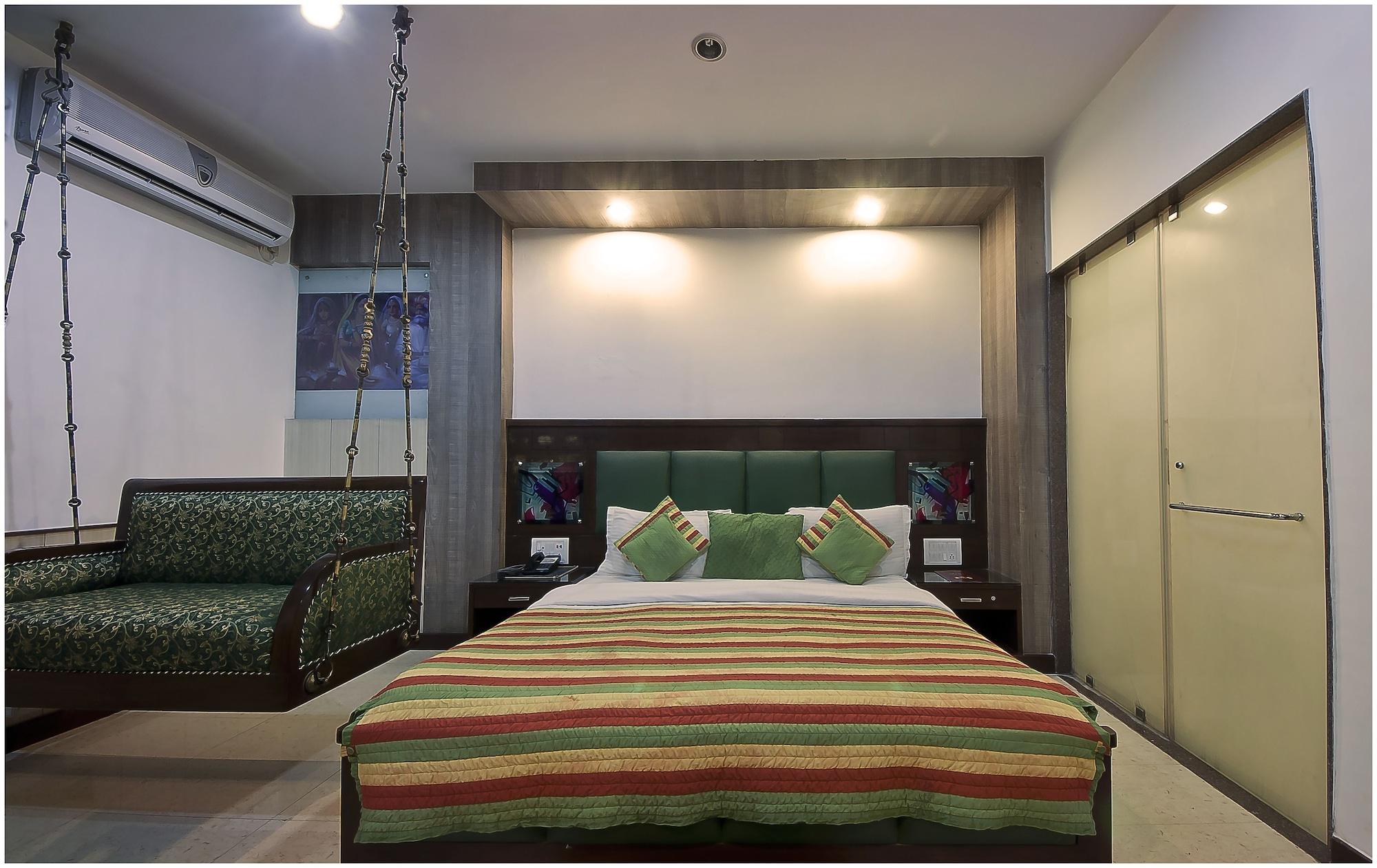 Hotel Baba Deluxe Near New Delhi Railway Station And City Center -By Rcg Hotels Екстер'єр фото