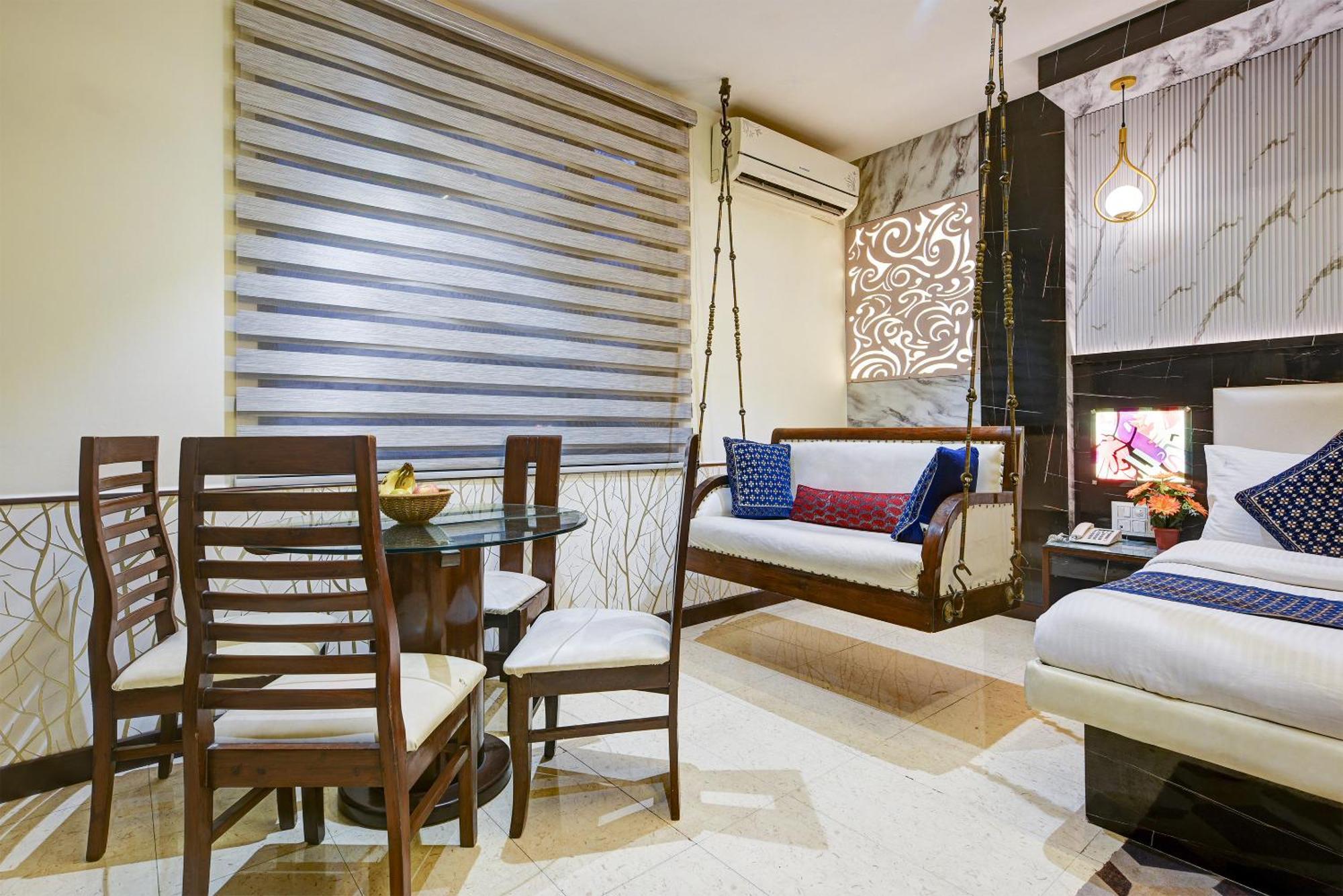 Hotel Baba Deluxe Near New Delhi Railway Station And City Center -By Rcg Hotels Екстер'єр фото